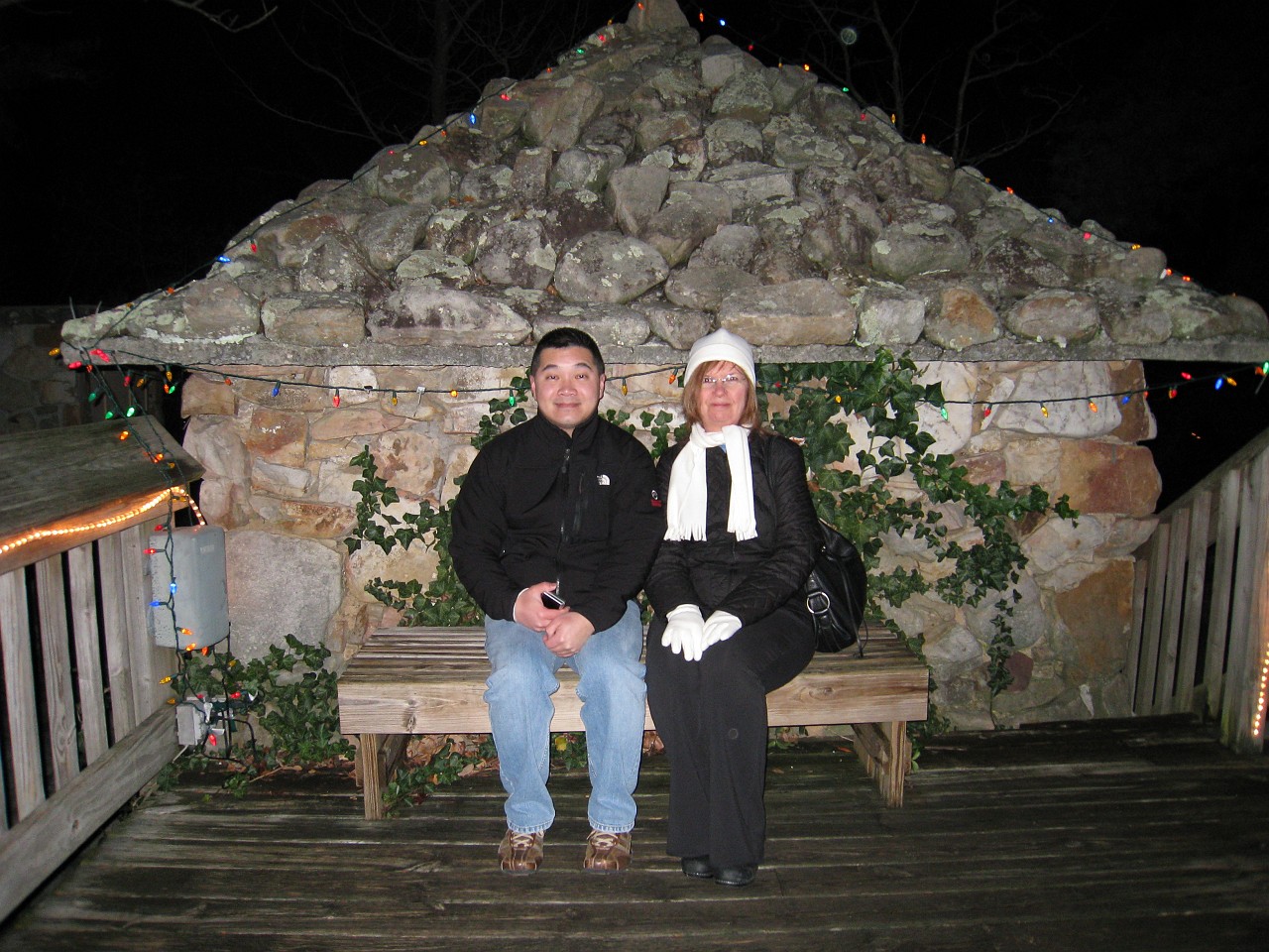 Vacation 2007-12 - Rock City 0073.jpg - Rock City outside of Chattanooga Tennessee has been a tourist attraction since 1932. I remembered seeing barn roofs painted with "See Rock City" and wanted to pay a visit to its home on Lookout Mountain. Christmas Vacation 2007-08.